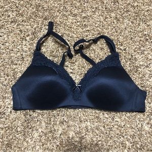 32A satin blue Maidenform uplift wire free bra